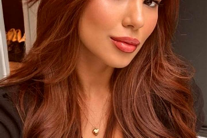 Ariana, 38, a chestnut dark-eyed asian companion based in Havarna. Offering Prostate Massage, Tantra. Available for incall and outcall, day and evening dates.