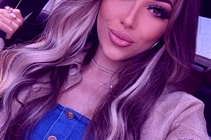 Ariana, 38, a dark blonde brown-eyed mediterranean companion based in Shikotan. Offering Fetish, BDSM, Girlfriend Experience, CIM. Available for incall and o...