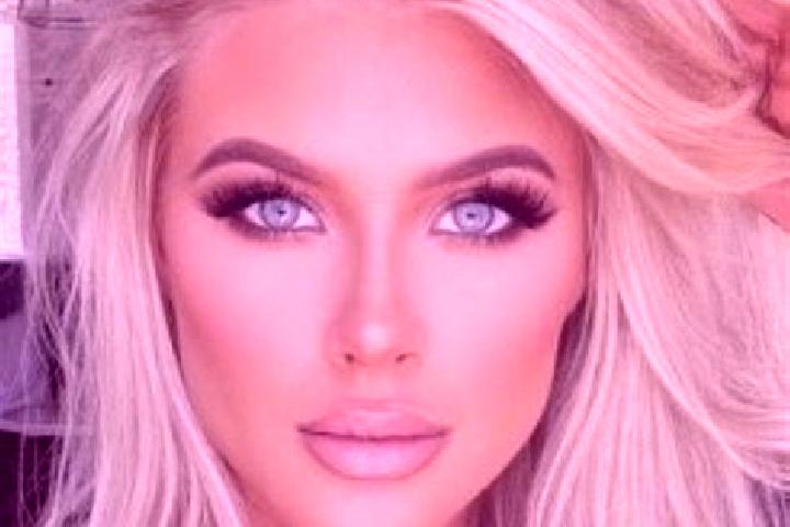 Ariana, 38, a platinum blonde blue-eyed mixed companion based in Guarara. Offering GFE, Tantra, Massage. Available for incall and outcall, day and evening da...