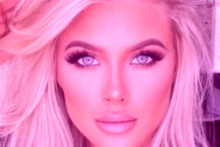 Ariana, 38, a platinum blonde green-eyed caucasian companion based in Schonermark. Offering Overnight, 69, Massage. Available for incall and outcall, overnig...