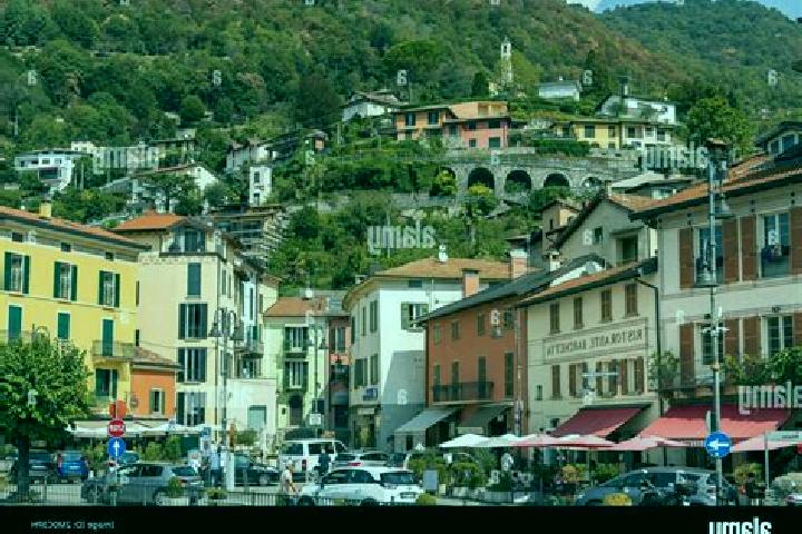 Ariana, 38 — Escort in Argegno, Italy