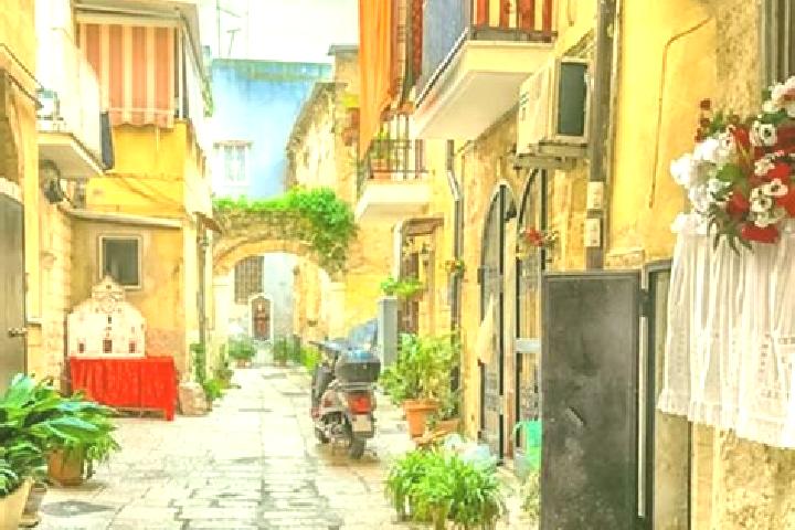 Ariana, 38 — Escort in Calimera, Italy