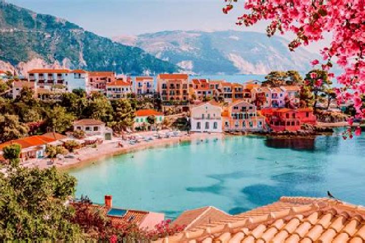 Ariana, 38 — Escort in Kato Dhiminio, Greece