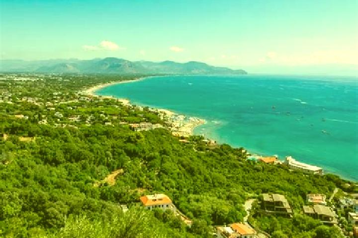Ariana, 38 — Escort in San Felice, Italy