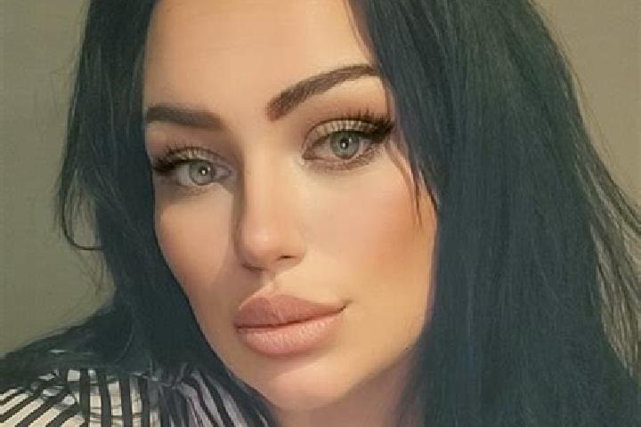 Ariana, 38 — Escort in Tarnawa Gorna, Poland