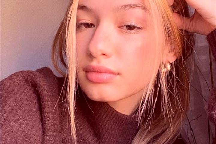 Ariana, 39, a blonde brown-eyed asian companion based in Kamiya. Offering Girlfriend Experience, Roleplay, Domination, 69. Available for incall and outcall, ...