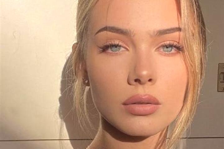 Ariana, 39, a blonde dark-eyed european companion based in Pieve Porto Morone. Offering Tantra, Roleplay, A-Level, 69. Available for incall and outcall, over...