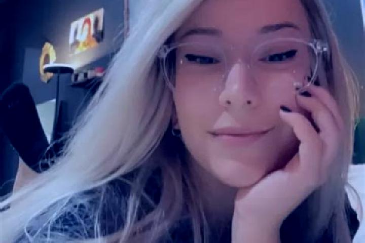 Ariana, 39, a blonde grey-eyed ebony companion based in Noble Park North. Offering BDSM, Tantra, Girlfriend Experience. Available for incall and outcall, day...