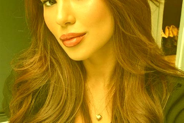 Ariana, 39, a chestnut dark-eyed latina companion based in De Hagen. Offering GFE, BDSM, A-Level, OWO. Available for incall and outcall, day and evening dates.