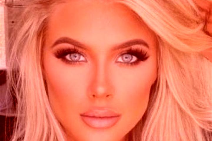 Ariana, 39, a platinum blonde hazel-eyed mixed companion based in Khowsh Ab. Offering Dinner Date, Striptease, OWO, Couples. Available for incall and outcall...