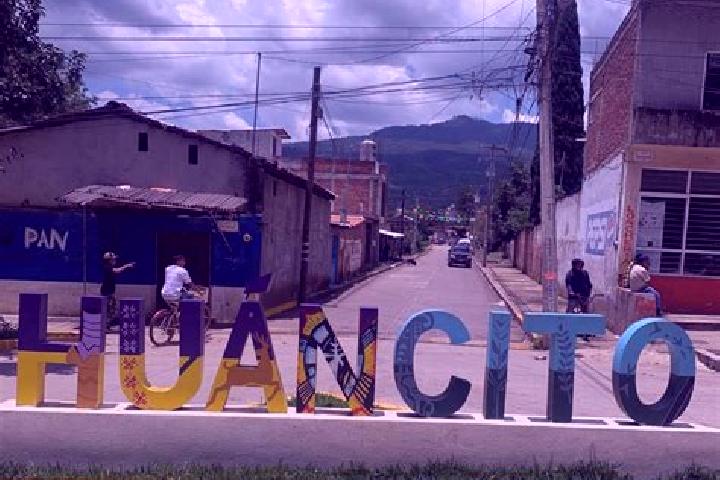 Ariana, 39 — Escort in Huancito, Mexico
