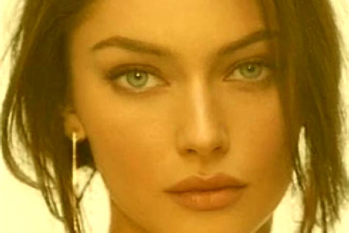Ariana, 39 — Escort in La Belle, United States
