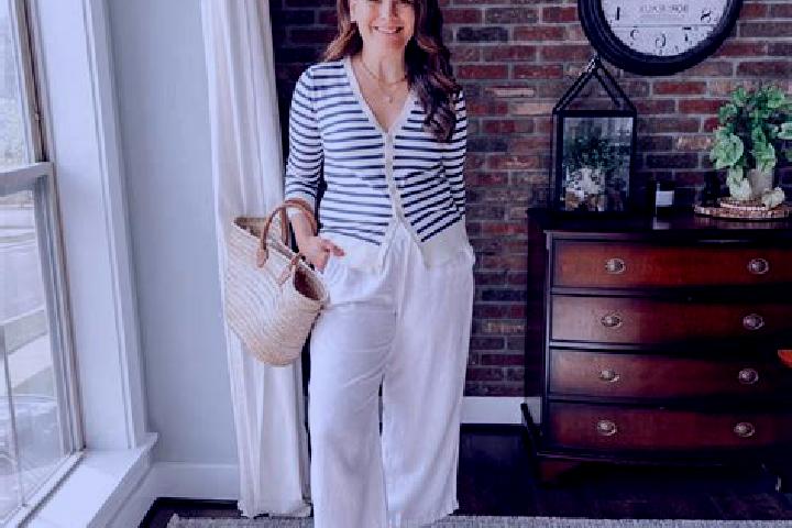Ariana, 39 — Escort in Lian an, China
