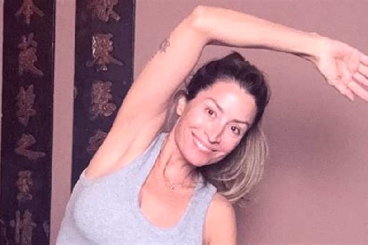 Ariana, 39 — Escort in Loos, France