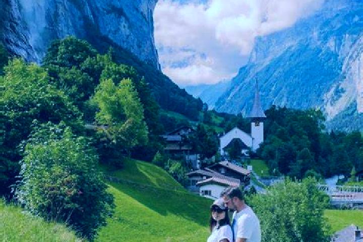 Ariana, 39 — Escort in Ruemikon, Switzerland