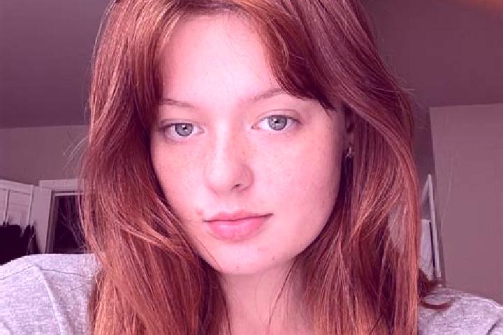 Aubrey, 20, a auburn brown-eyed indian companion based in Akluj. Offering Prostate Massage, BDSM, Striptease, Deep French Kissing. Available for incall and o...