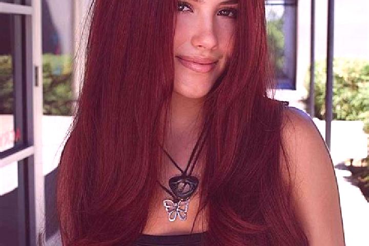 Aubrey, 20, a auburn dark-eyed slavic companion based in Amqui. Offering Party Girl, GFE, Massage. Available for incall and outcall, day and evening dates.