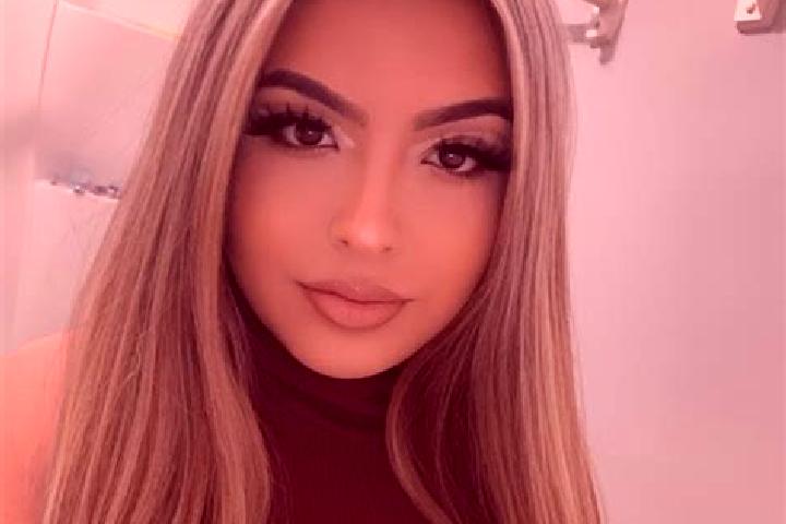 Aubrey, 20, a blonde amber-eyed latina companion based in Montipouret. Offering GFE, 69, Couples, OWO, Party Girl. Available for incall and outcall, day and ...