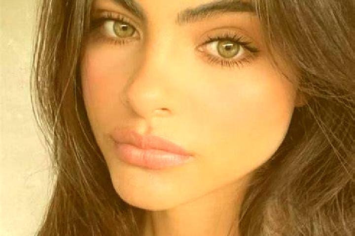 Aubrey, 20, a brunette green-eyed mixed companion based in Boali. Offering Couples, OWO, Overnight. Available for incall and outcall, day and evening dates.