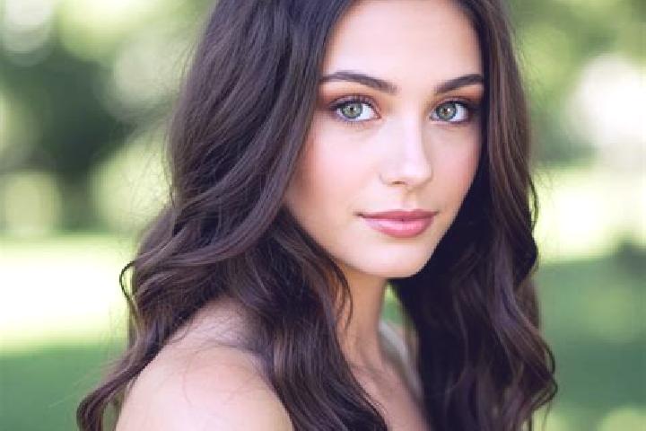 Aubrey, 20, a brunette hazel-eyed slavic companion based in Cantarana. Offering Party Girl, Travel Companion, Tantra. Available for incall and outcall, day a...