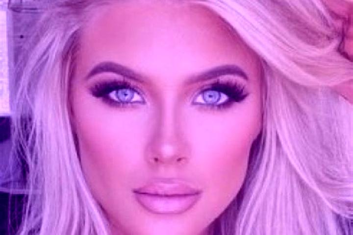Aubrey, 20, a platinum blonde hazel-eyed ebony companion based in Lemie. Offering Tantra, CIM, Striptease. Available for incall and outcall, overnight bookin...