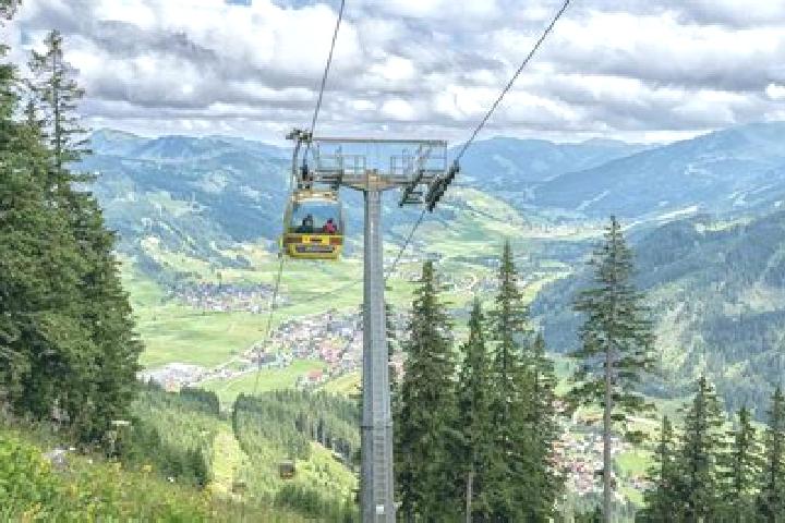 Aubrey, 20 — Escort in Bramberg am Wildkogel, Austria
