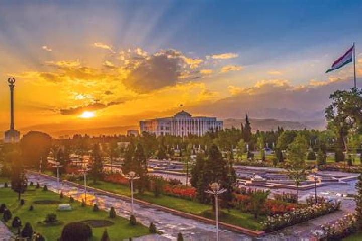 Aubrey, 20 — Escort in Buston, Tajikistan