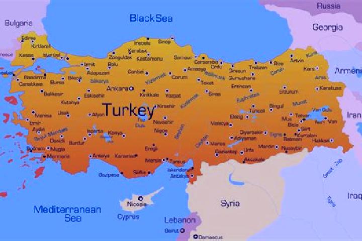 Aubrey, 20 — Escort in Mustafakemalpasa, Turkey