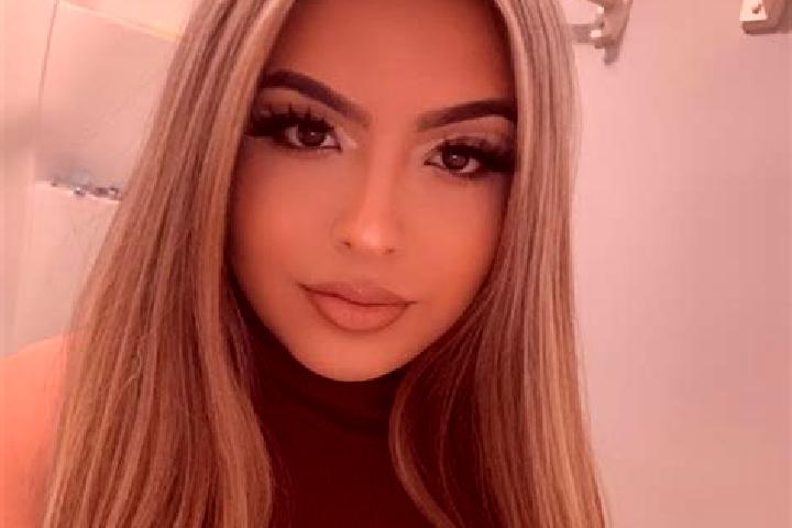Aubrey, 21, a blonde dark-eyed latina companion based in Bhat. Offering Domination, BDSM, Tantra, Deep French Kissing, A-Level. Available for incall and outc...