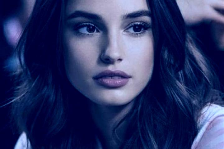 Aubrey, 21, a brunette brown-eyed indian companion based in Cologne. Offering CIM, Fetish, Deep French Kissing. Available for incall and outcall, overnight b...