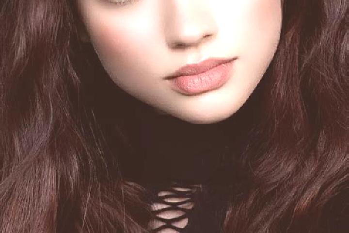 Aubrey, 21, a brunette dark-eyed asian companion based in Ravanj. Offering CIM, Massage, Couples. Available for incall and outcall, day and evening dates.