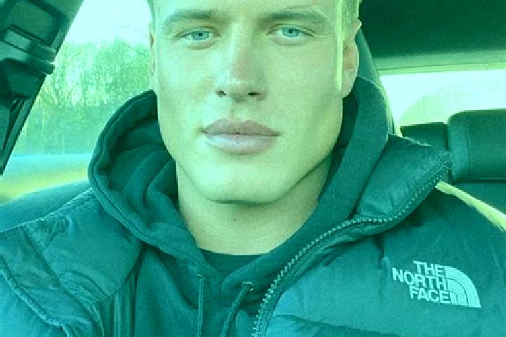 Aubrey, 21, a dark blonde amber-eyed slavic companion based in Sint-Martens-Leerne. Offering Duos, Prostate Massage, Tantra, Dinner Date, BDSM. Available for...