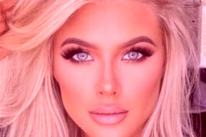 Aubrey, 21, a platinum blonde dark-eyed european companion based in Al Qatrun. Offering BDSM, Massage, Dinner Date. Available for incall and outcall, day and...