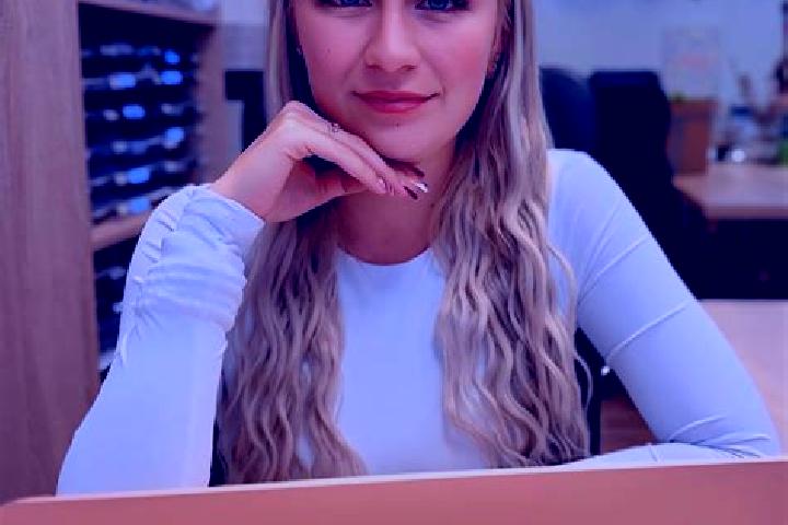 Aubrey, 21 — Escort in Sarbogard, Hungary