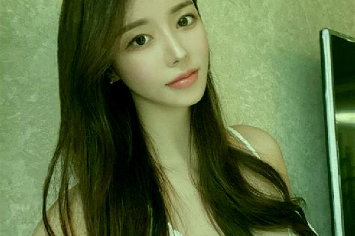 Aubrey, 21 — Escort in Shenkou, China