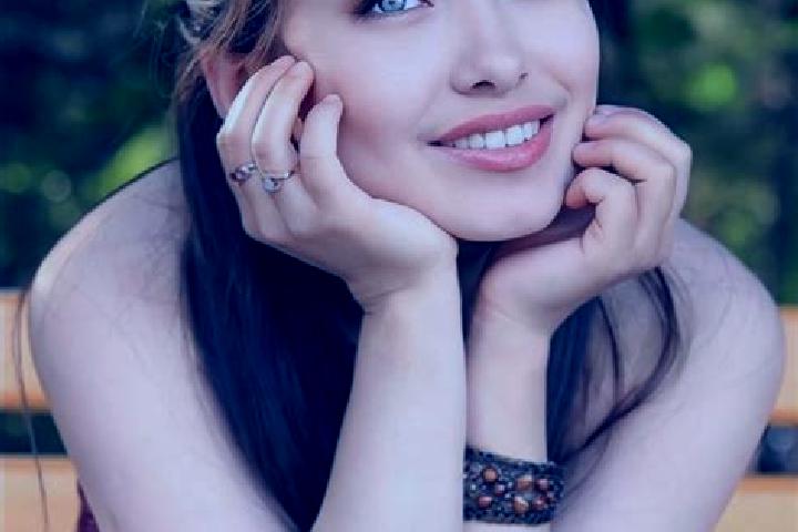 Aubrey, 22, a auburn blue-eyed asian companion based in Medolago. Offering Erotic Massage, Striptease, Deep French Kissing, GFE. Available for incall and out...