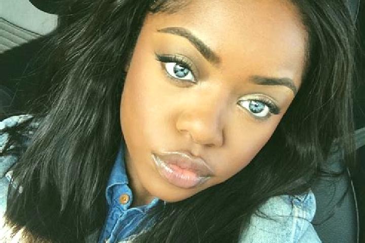Aubrey, 22, a auburn blue-eyed ebony companion based in Batukuta. Offering GFE, Fetish, Overnight. Available for incall and outcall, overnight bookings avail...