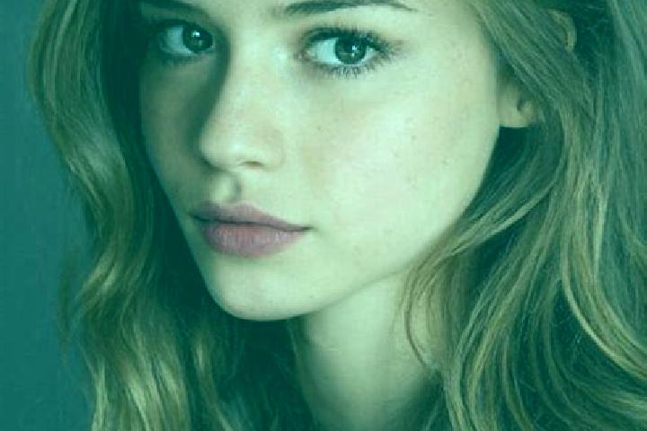 Aubrey, 22, a auburn hazel-eyed european companion based in Bella Union. Offering Party Girl, A-Level, Travel Companion, Prostate Massage. Available for inca...