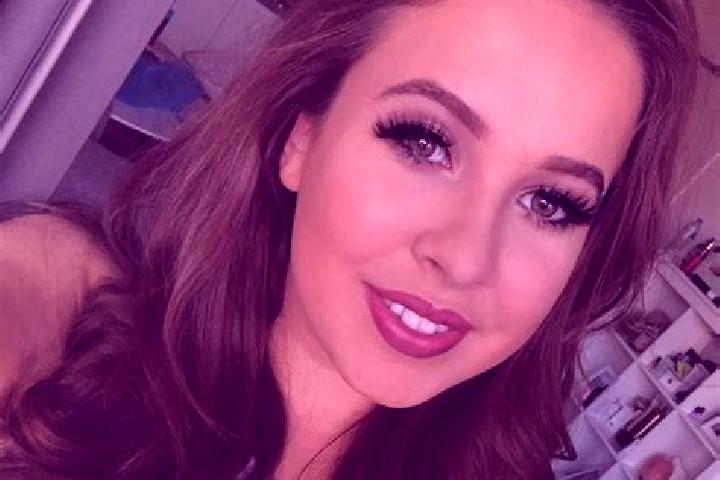 Aubrey, 22, a black grey-eyed slavic companion based in Hart bei Graz. Offering Dinner Date, Couples, Massage, Prostate Massage, Travel Companion. Available ...