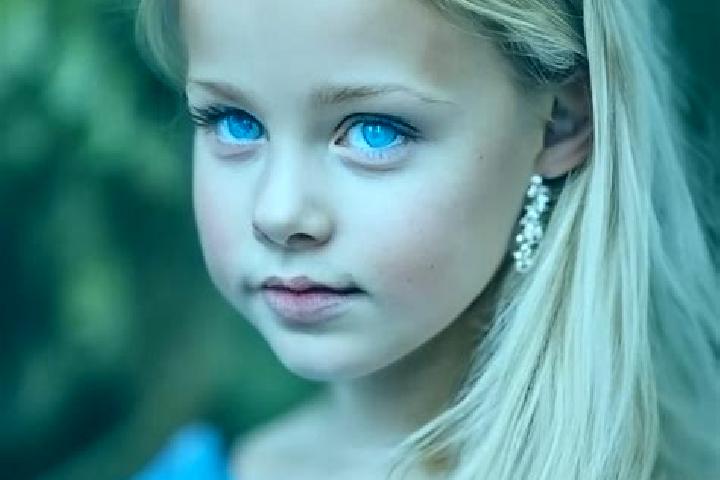 Aubrey, 22, a blonde blue-eyed middle eastern companion based in Kamepleu. Offering CIM, Massage, Deep French Kissing, Tantra. Available for incall and outca...