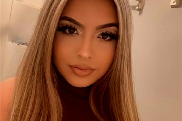 Aubrey, 22, a blonde brown-eyed latina companion based in Linden-Mitte. Offering Fetish, Prostate Massage, Dinner Date, GFE. Available for incall and outcall...