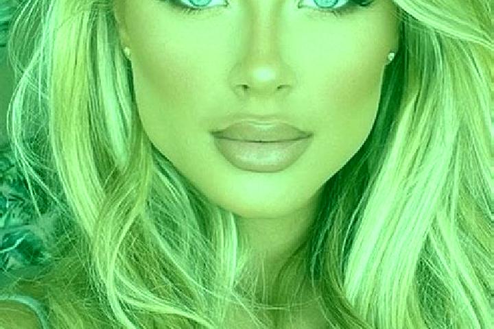 Aubrey, 22, a blonde hazel-eyed latina companion based in Feriana. Offering Fetish, Massage, Party Girl. Available for incall and outcall, overnight bookings...