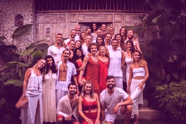 Aubrey, 22, a red green-eyed european companion based in Gunungjulang. Offering Tantra, Striptease, OWO. Available for incall and outcall, day and evening da...