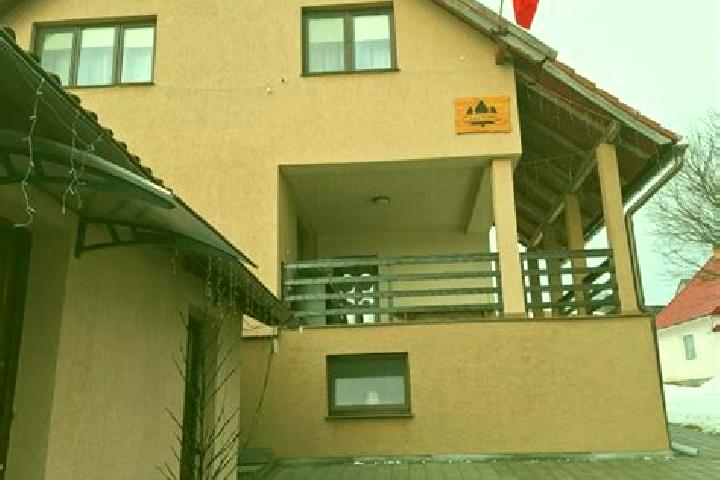 Aubrey, 22 — Escort in Bilbor, Romania