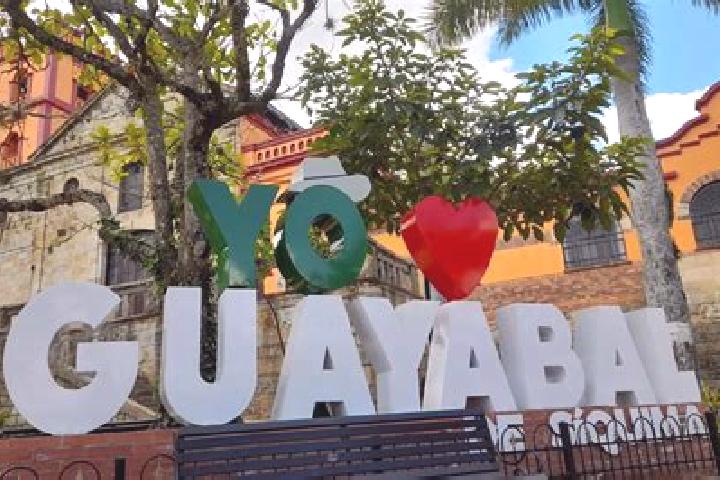 Aubrey, 22 — Escort in El Guayabal, Mexico