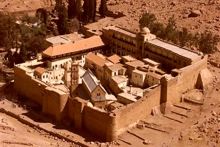 Aubrey, 22 — Escort in Saint Catherine, Egypt