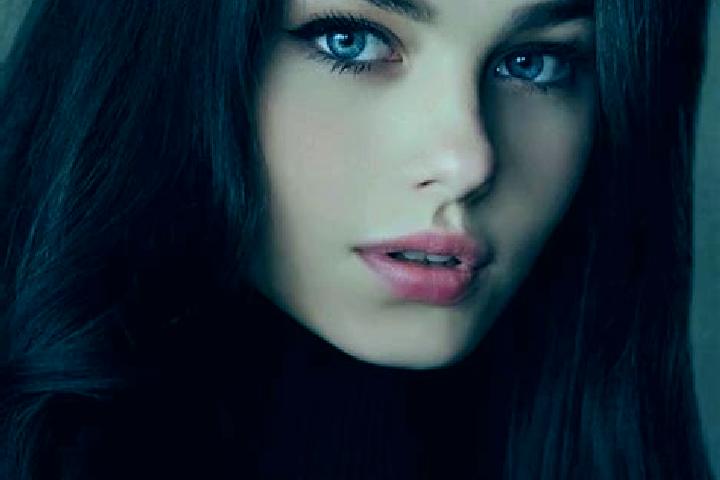 Aubrey, 23, a brunette amber-eyed slavic companion based in Pazzano. Offering Dinner Date, Roleplay, Duos, Couples, A-Level. Available for incall and outcall...