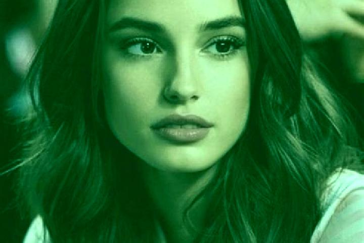 Aubrey, 23, a brunette brown-eyed asian companion based in Allouagne. Offering Erotic Massage, Deep French Kissing, Dinner Date. Available for incall and out...