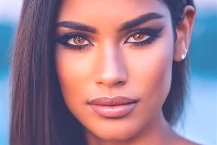 Aubrey, 23, a dark blonde dark-eyed latina companion based in Aberdeen. Offering Couples, Overnight, Party Girl, CIM. Available for incall and outcall, day a...