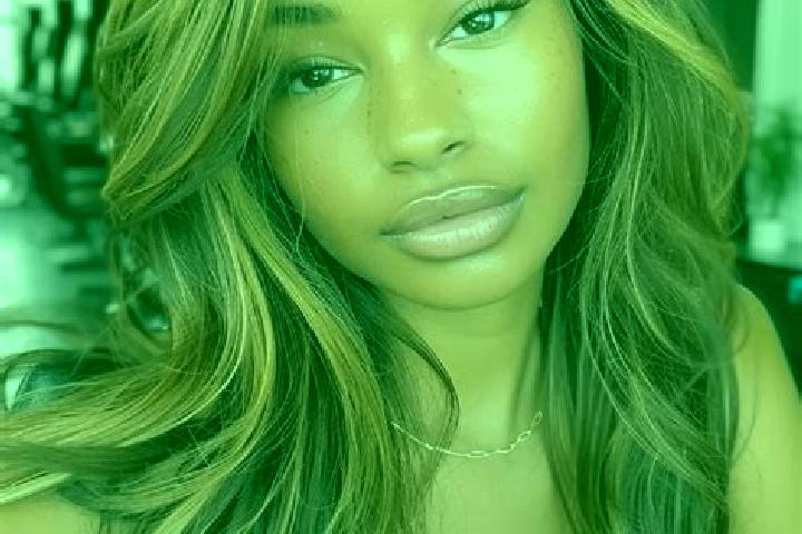 Aubrey, 23, a dark blonde hazel-eyed mixed companion based in Chavara. Offering 69, CIM, Domination. Available for incall and outcall, overnight bookings ava...